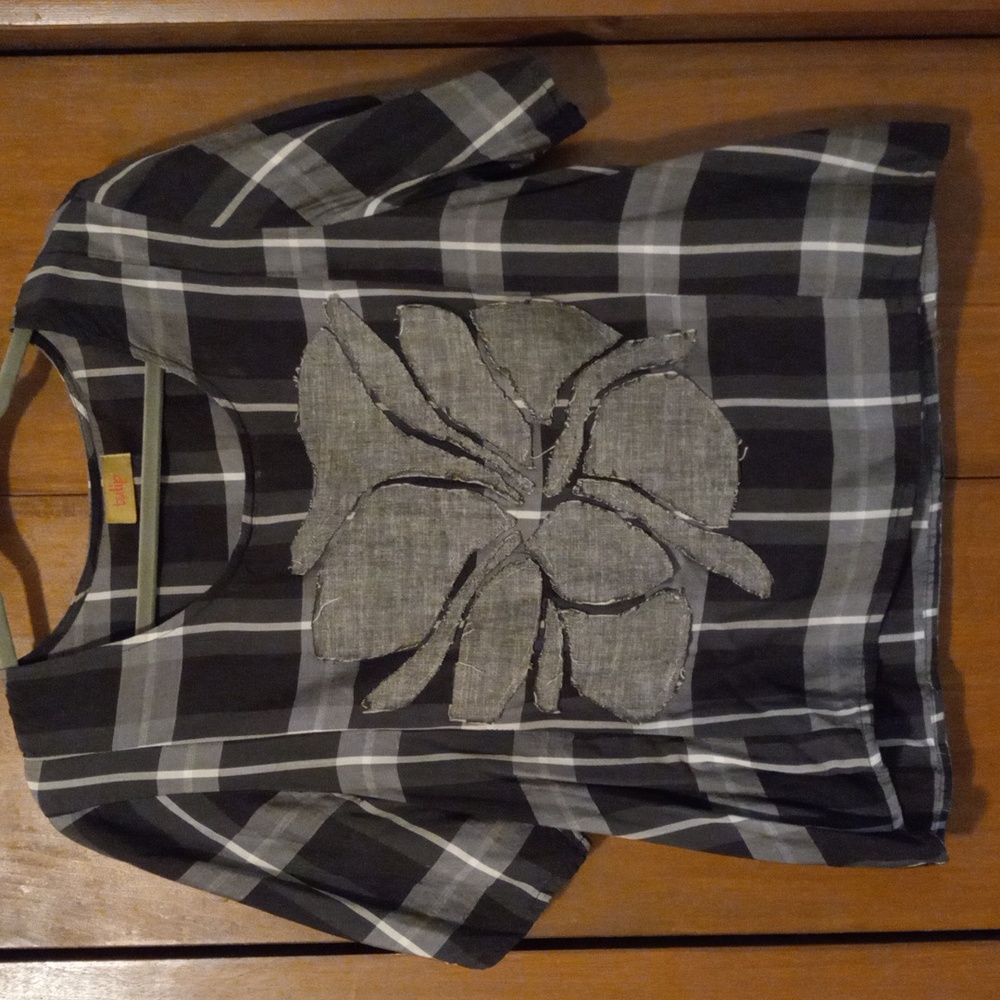 Blouse by Tulip